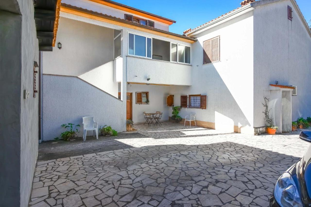 Romina Apartman Porec